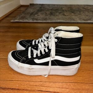 Platform, high top sneakers